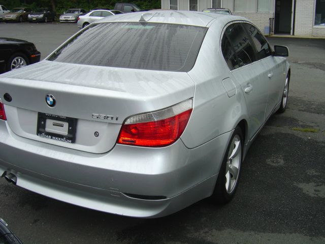 BMW 5 series 2004 photo 3