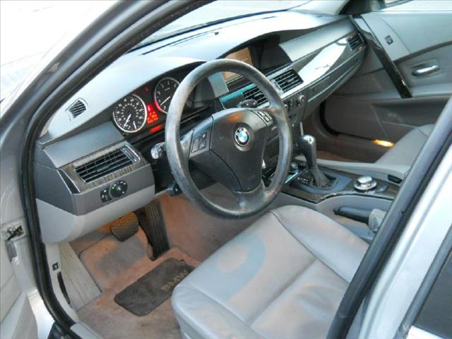 BMW 5 series 2005 photo 3