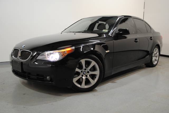 BMW 5 series QUAD CAB SLT Laramie Sedan