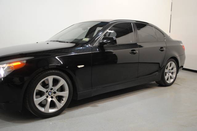 BMW 5 series 2005 photo 3