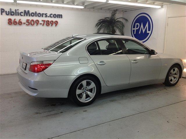 BMW 5 series 2005 photo 2