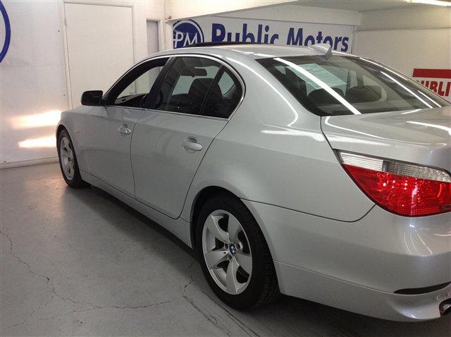 BMW 5 series 2005 photo 4