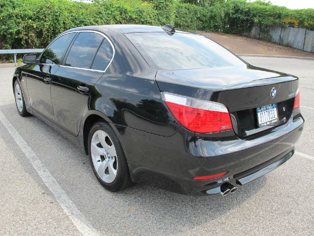 BMW 5 series 2005 photo 3