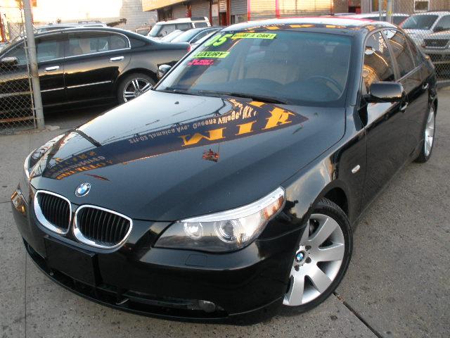 BMW 5 series Luxury Premier Sedan