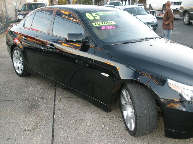BMW 5 series 2005 photo 3