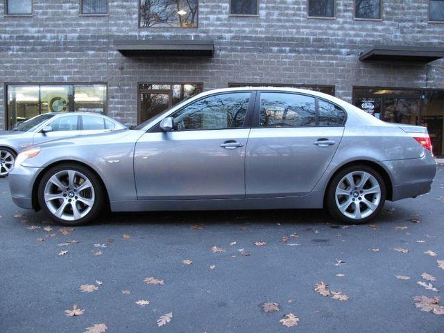 BMW 5 series 2005 photo 1