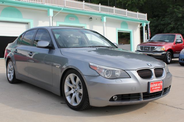 BMW 5 series 2005 photo 2