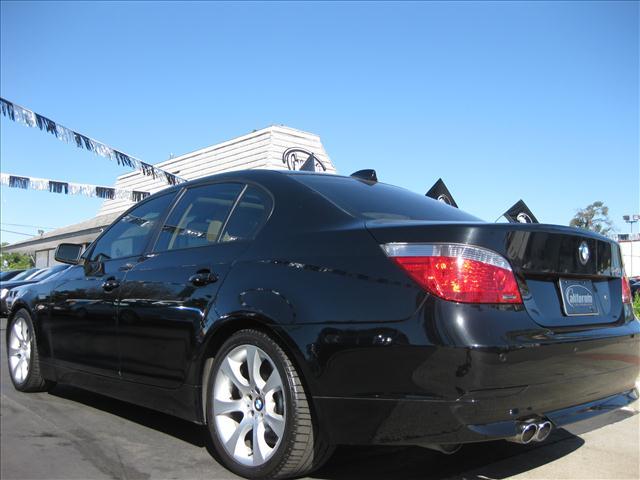 BMW 5 series 2005 photo 2