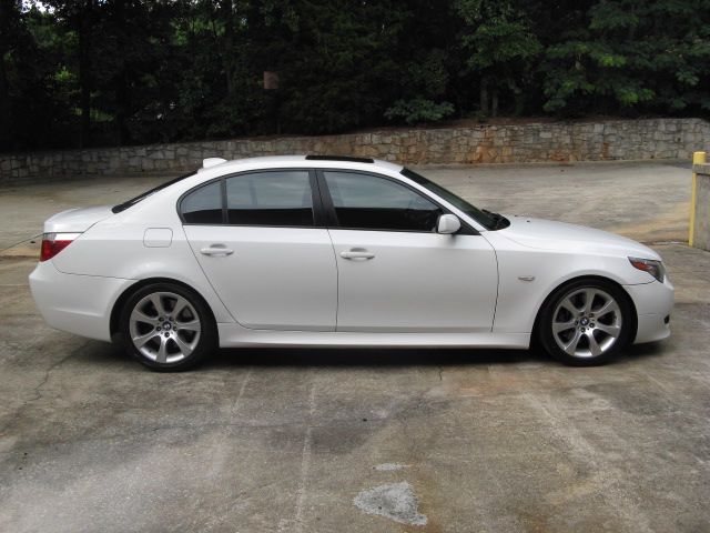BMW 5 series 2005 photo 3