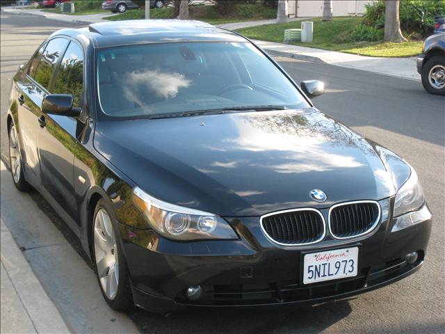 BMW 5 series Luxury Premier Sedan