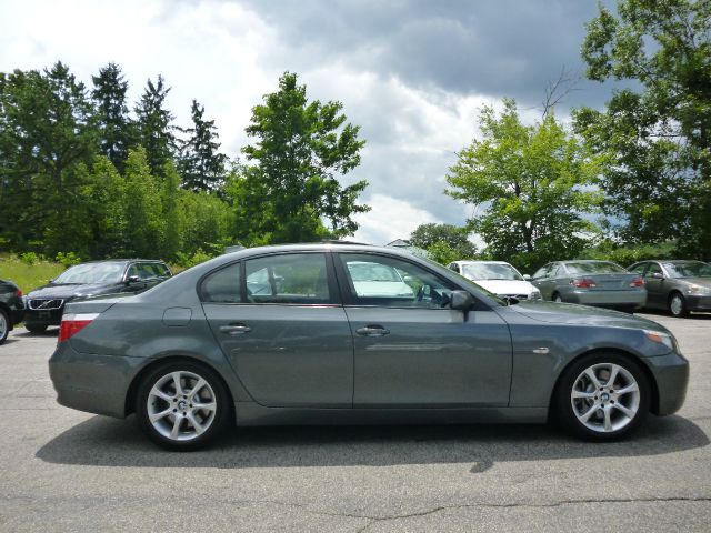 BMW 5 series 2006 photo 1