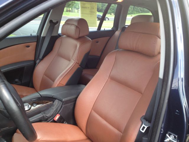 BMW 5 series 2006 photo 2
