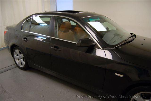 BMW 5 series 2006 photo 4