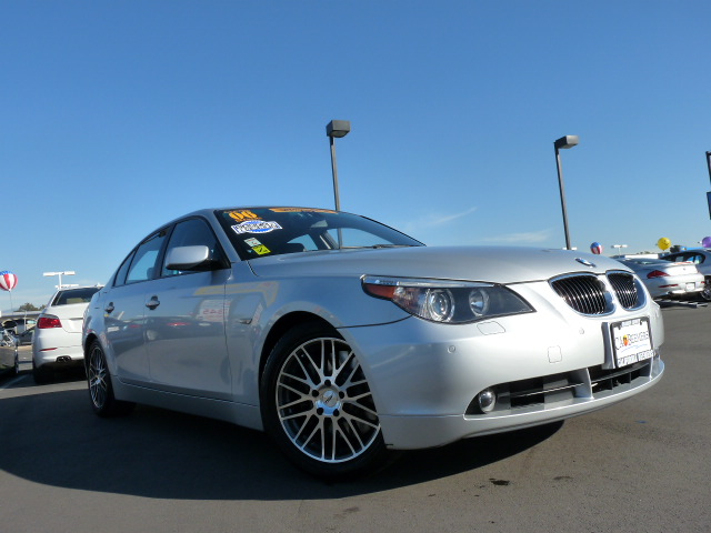 BMW 5 series 2006 photo 1