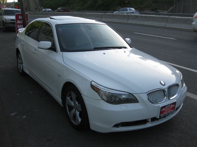 BMW 5 series 2006 photo 19