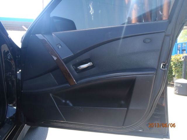 BMW 5 series 2006 photo 14