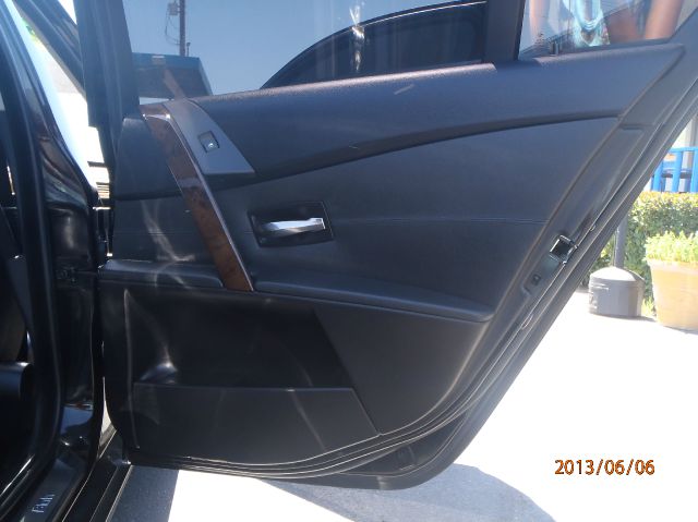 BMW 5 series 2006 photo 15