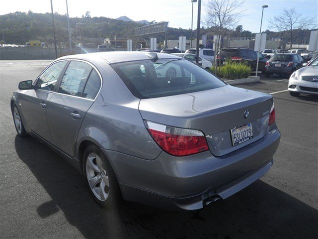 BMW 5 series 2006 photo 2