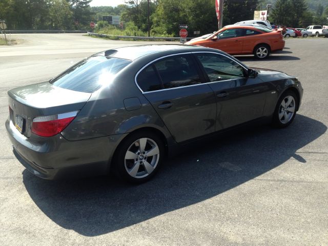 BMW 5 series 2006 photo 4