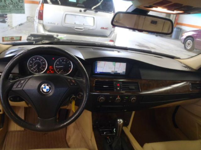 BMW 5 series 2007 photo 2