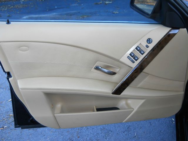 BMW 5 series 2007 photo 22