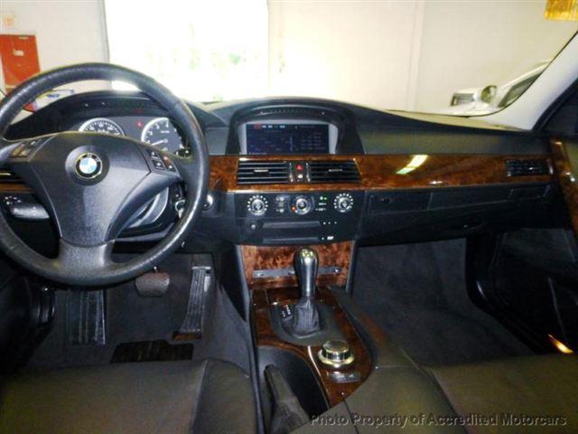 BMW 5 series 2007 photo 1