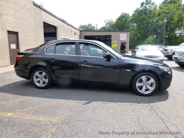 BMW 5 series 2007 photo 16