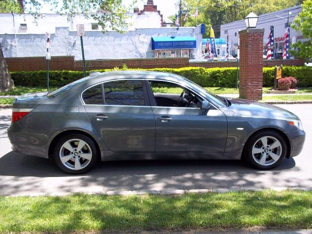 BMW 5 series 2007 photo 2
