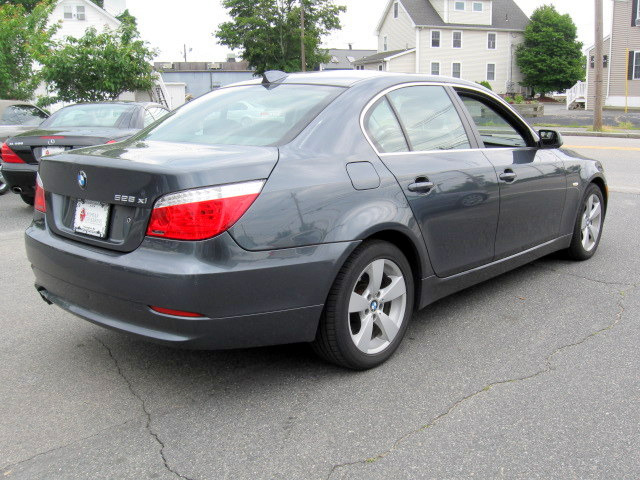 BMW 5 series 2008 photo 2