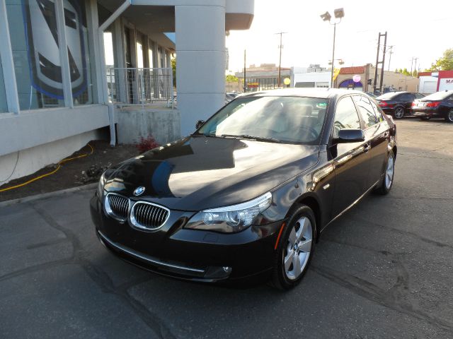 BMW 5 series 2008 photo 2