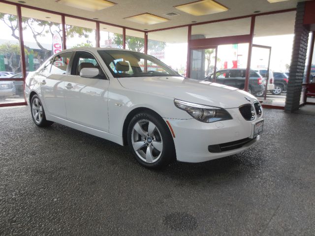 BMW 5 series 2008 photo 3