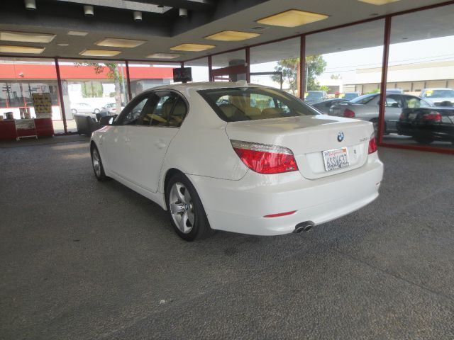 BMW 5 series 2008 photo 4