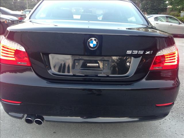 BMW 5 series 2008 photo 2