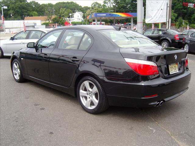 BMW 5 series 2008 photo 4