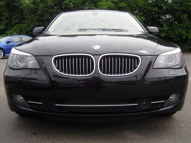 BMW 5 series 2008 photo 2