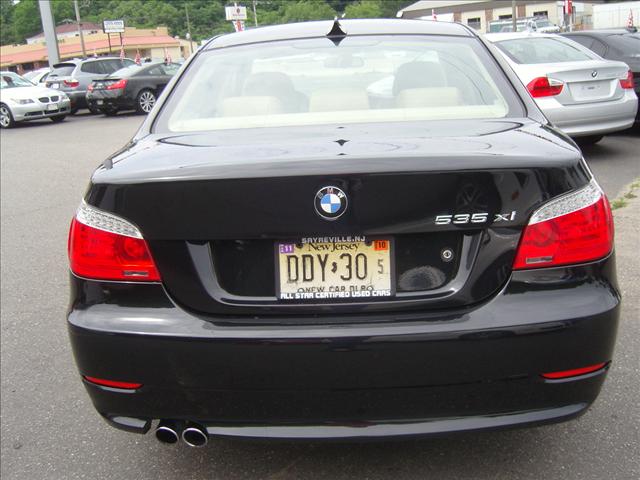 BMW 5 series 2011 Volkswagen SE Sedan