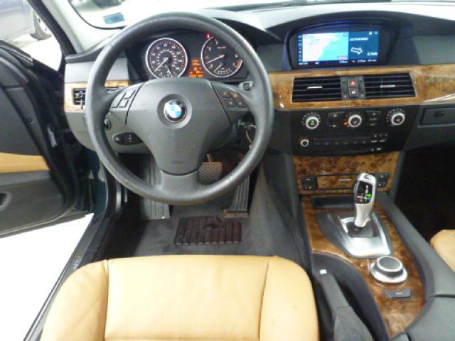 BMW 5 series 2008 photo 1