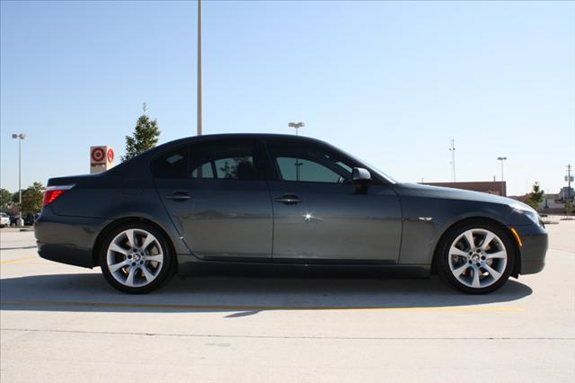 BMW 5 series 2008 photo 3