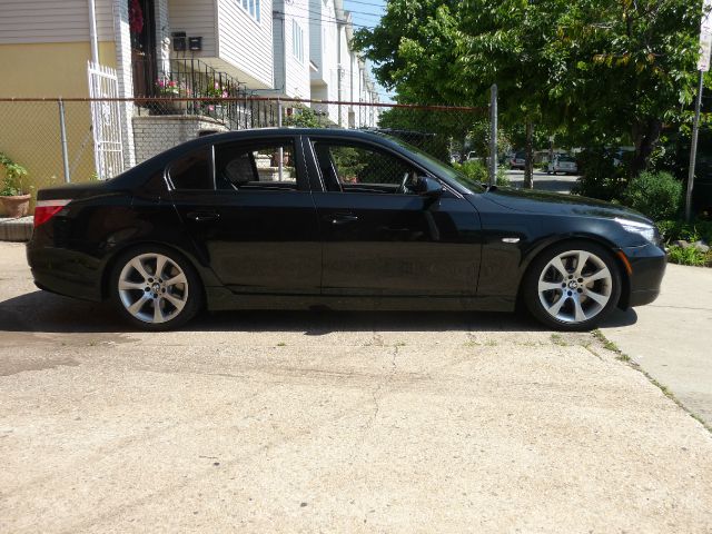 BMW 5 series 2008 photo 1