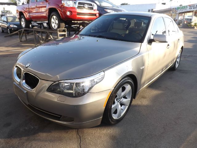 BMW 5 series 2008 photo 1