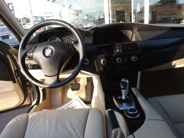 BMW 5 series 2008 photo 3