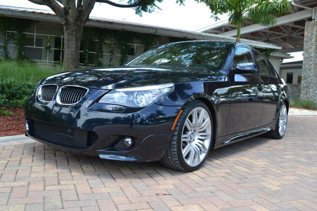 BMW 5 series Luxury Premier Sedan