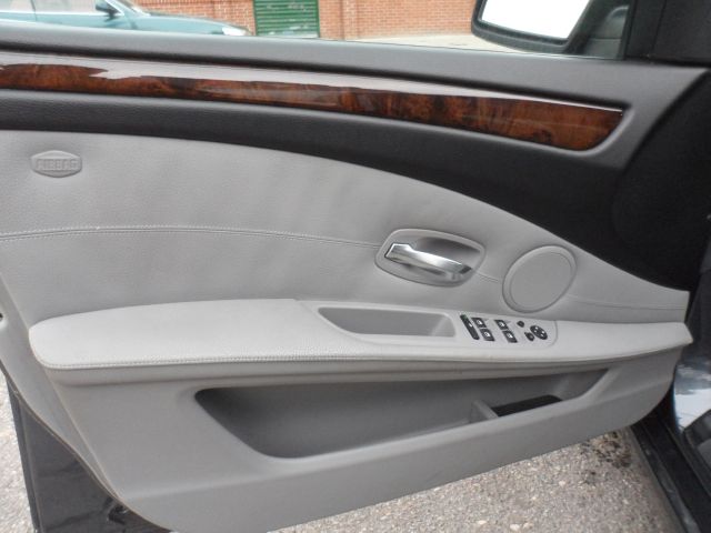 BMW 5 series 2008 photo 20