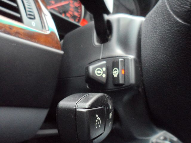 BMW 5 series 2008 photo 32