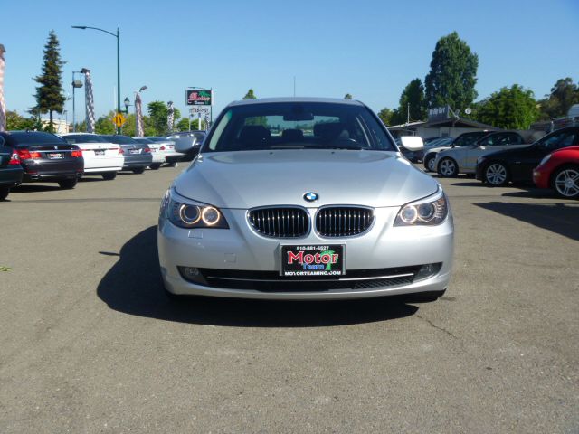 BMW 5 series 2008 photo 4