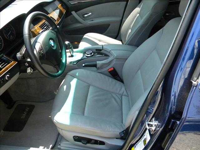 BMW 5 series 2008 photo 2