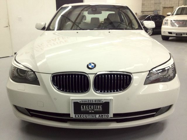 BMW 5 series 2008 photo 3