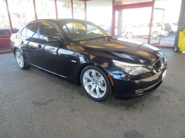 BMW 5 series 2008 photo 2