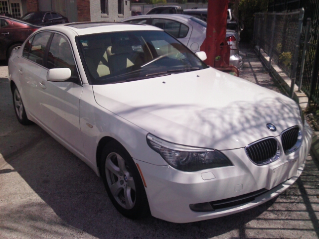 BMW 5 series 2008 photo 1