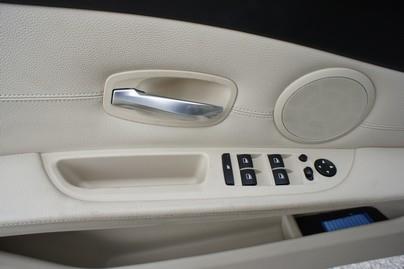 BMW 5 series 2009 photo 24